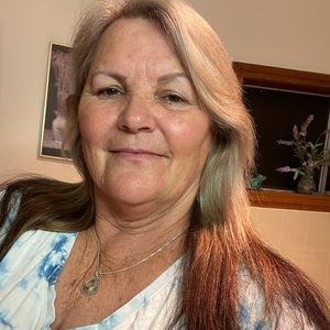 Meet your Posher, Corina